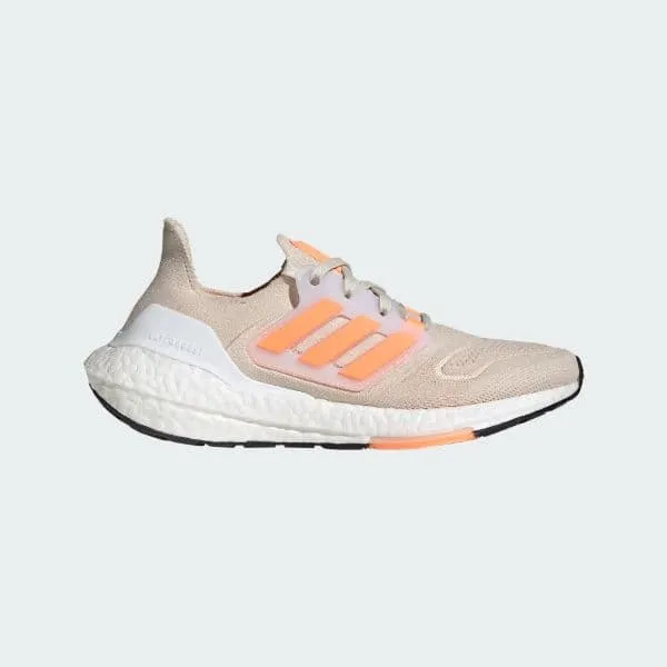     22  Adidas ULTRABOOST 22 W FTW GX6666