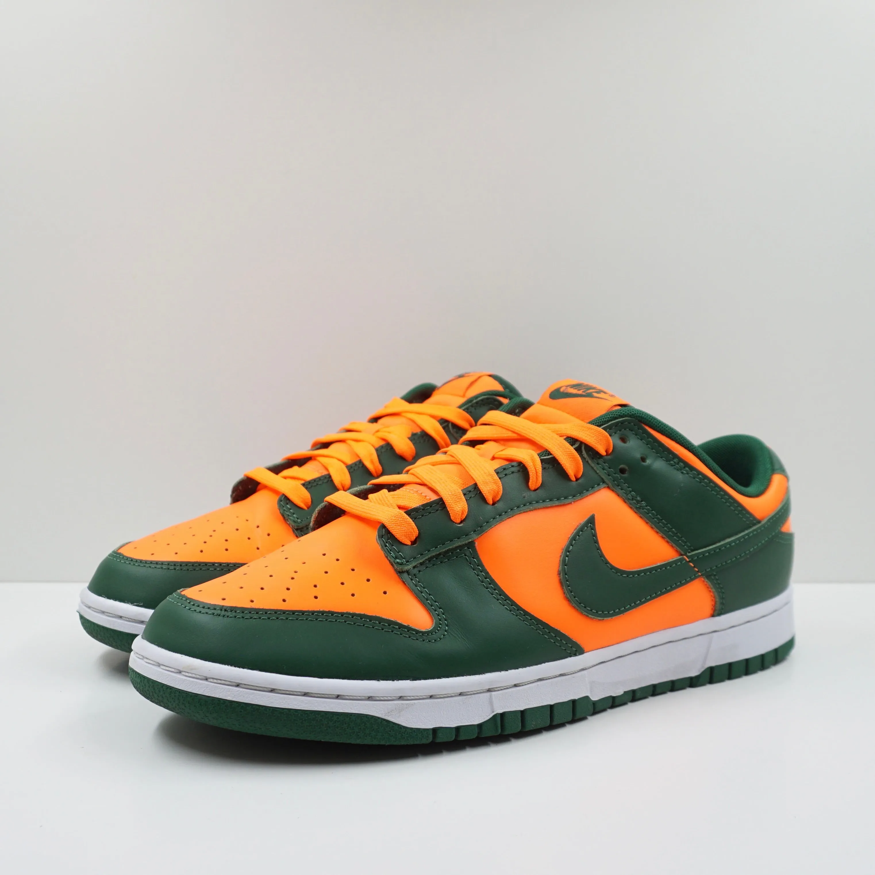 Nike Dunk Low Retro Miami Hurricanes