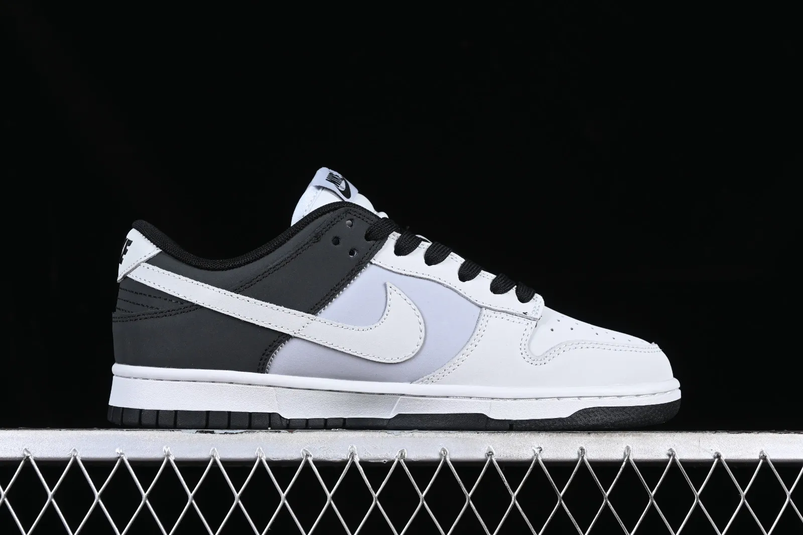 Nike SB Dunk Low CL JD Exclusive Medium Grey White Anthracite 304714-012