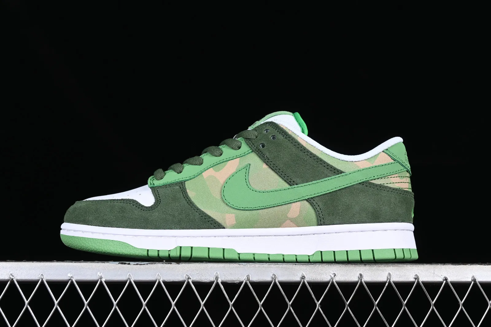 Nike SB Dunk Low EMB Pro Gordo Army Olive Grass White 315355-331