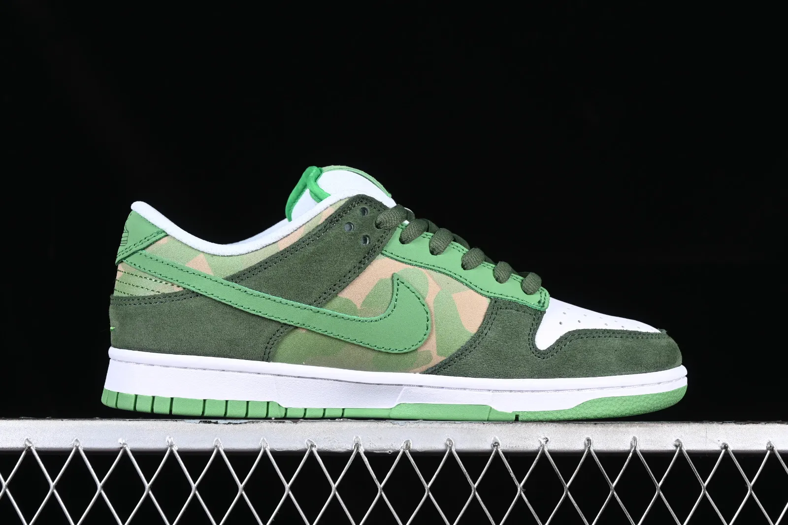 Nike SB Dunk Low EMB Pro Gordo Army Olive Grass White 315355-331