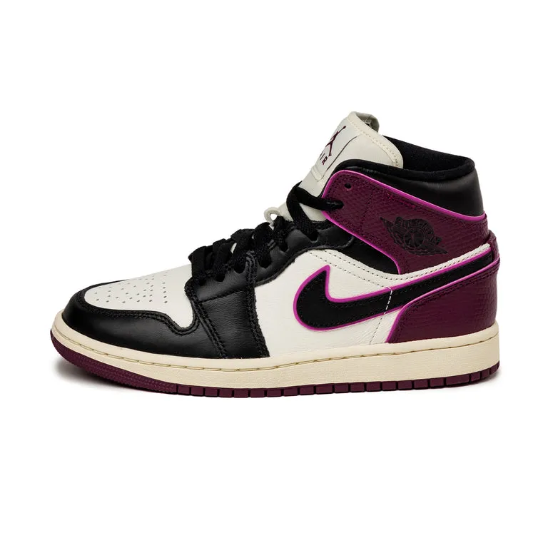 Nike Wmns Air Jordan 1 Mid SE Sail / Black / Actice Pink / Bordeaux