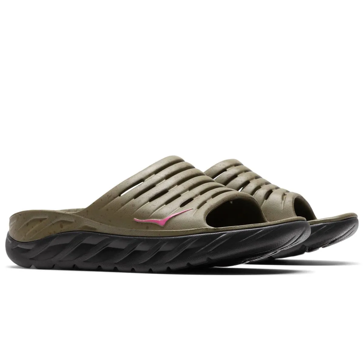 X HOKA ORA RECOVERY SLIDE MARTINI OLIVE/JET BLACK | Bodega